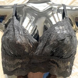 B. TEMPTED by Wacoal  bralette bra